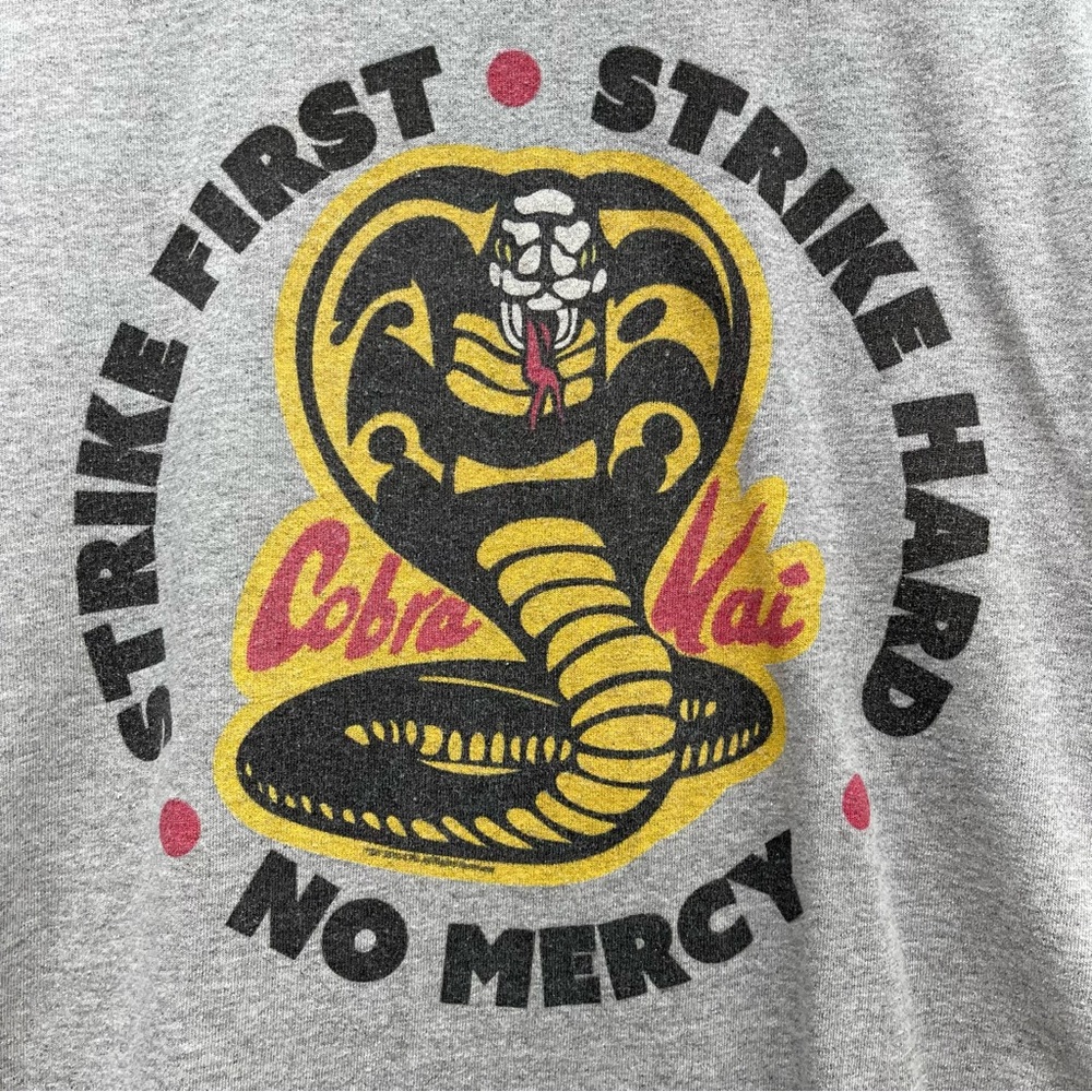 Women's Karate Kid Cobra Kai Tshirt with Contrasing Sleeves L
